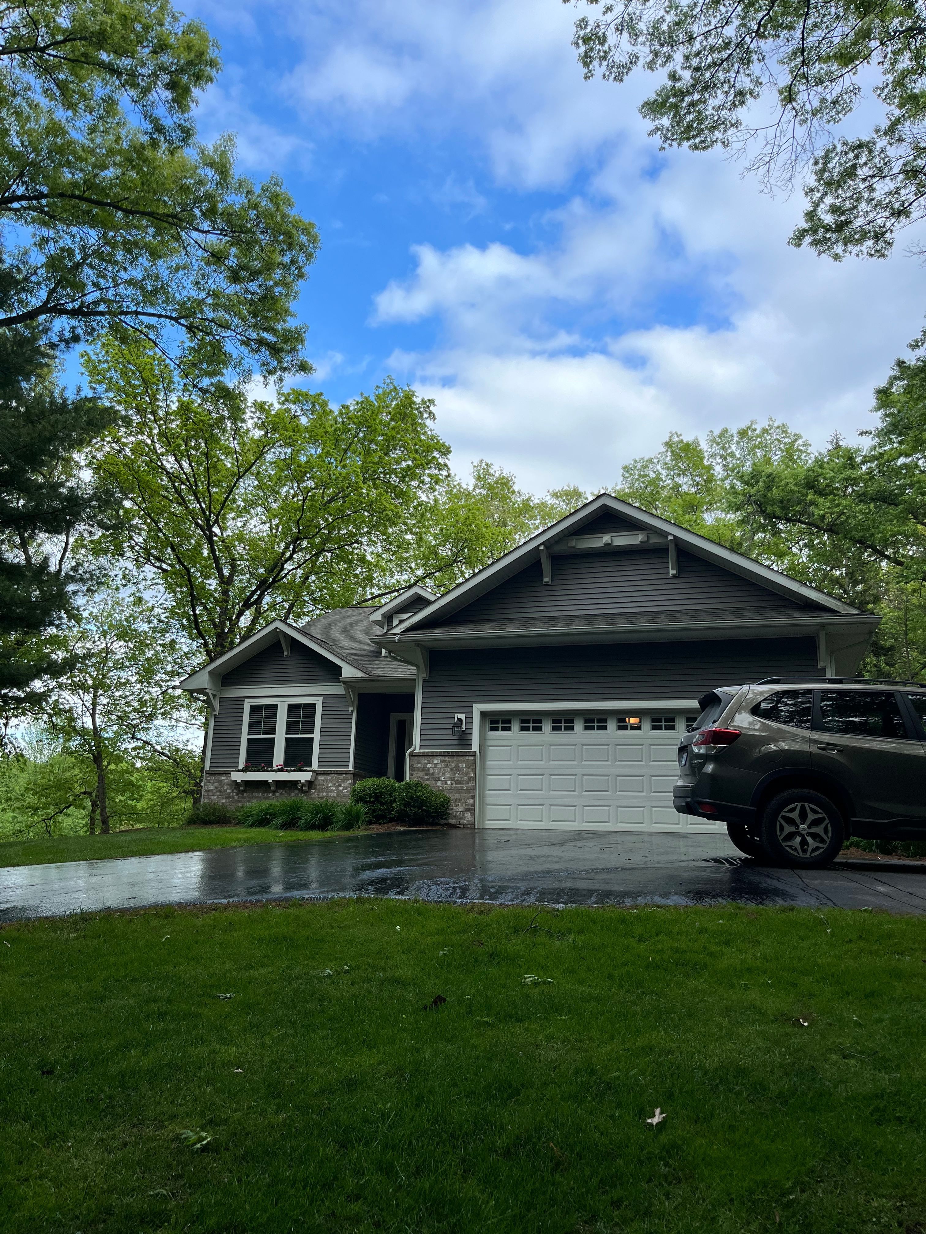 8711 CHAMBERS Road