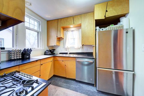 Tiny photo for 809 Sycamore Place, Ann Arbor, MI 48104 (MLS # 81026010119)