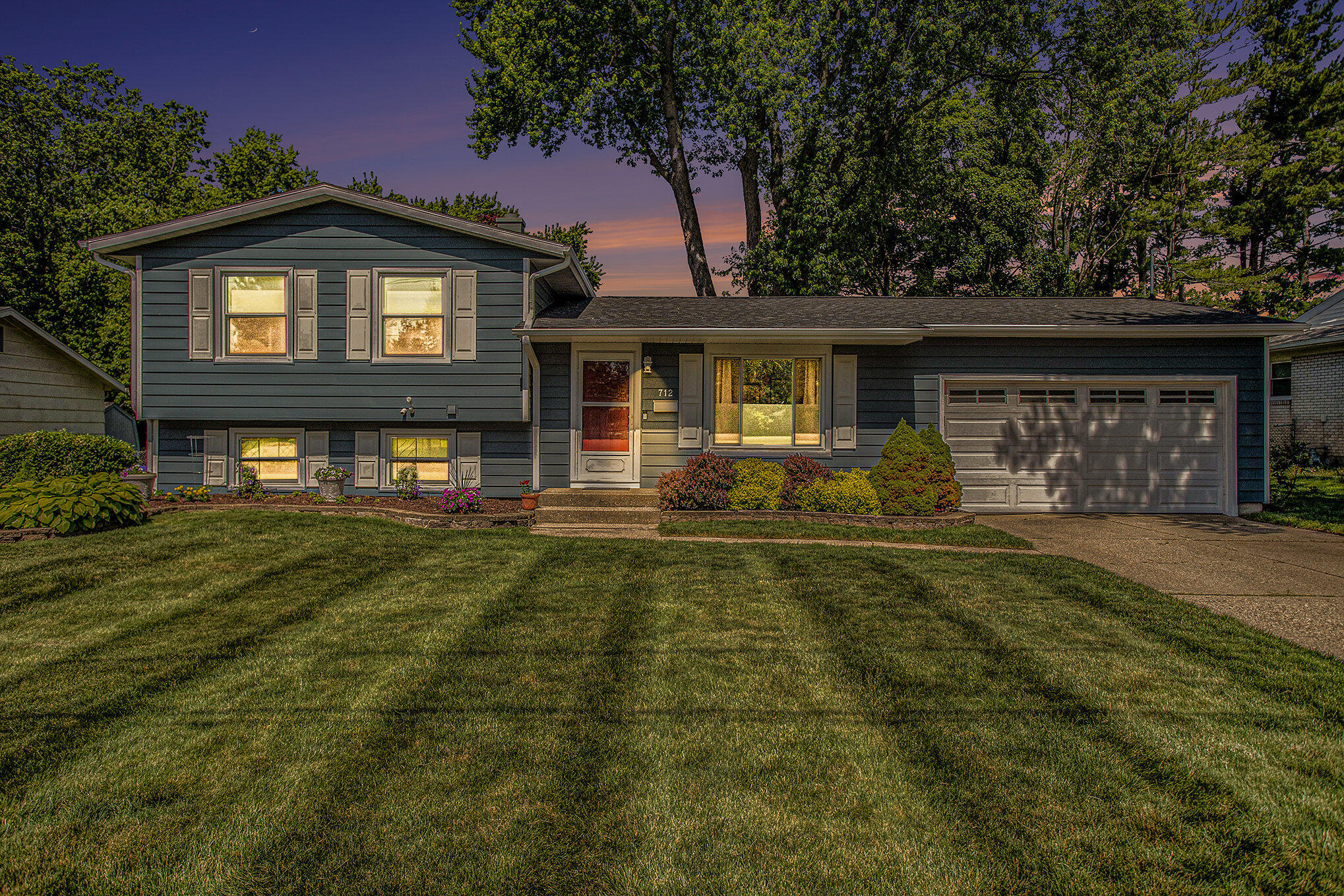 712 Knollwood Drive