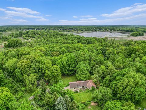 22649 N Dixboro Road Green Oak Township MI 48178