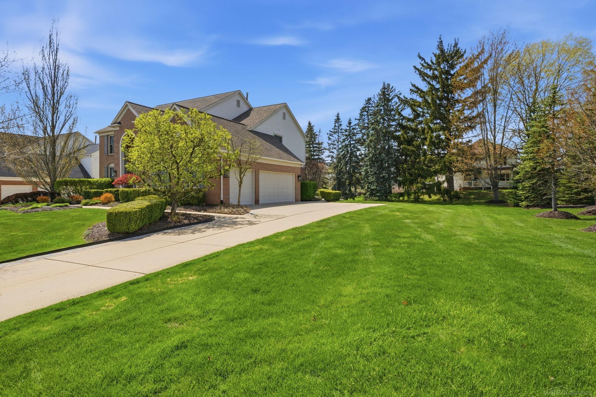 4030 Holly Lane