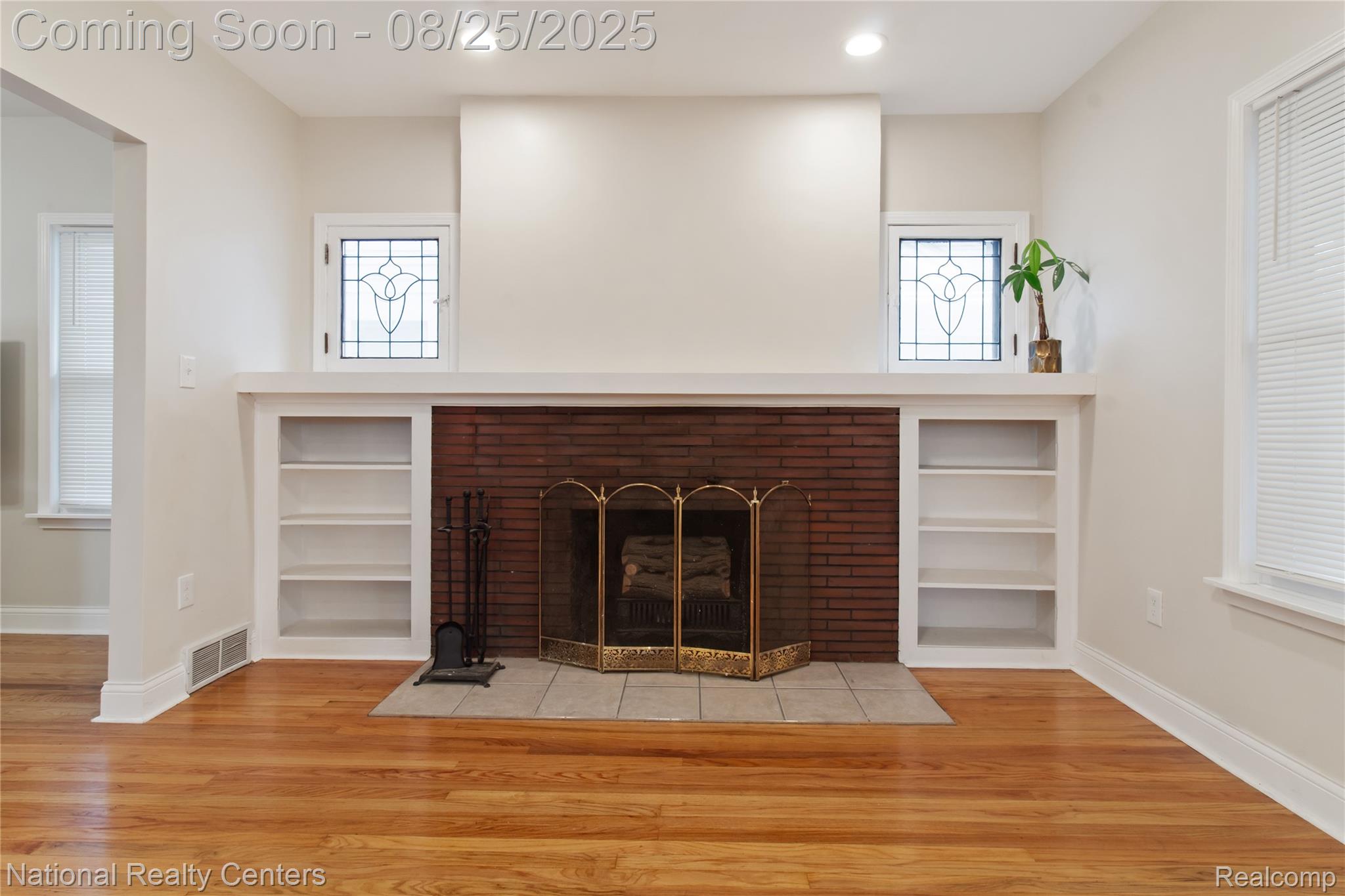 13166 Washburn Street