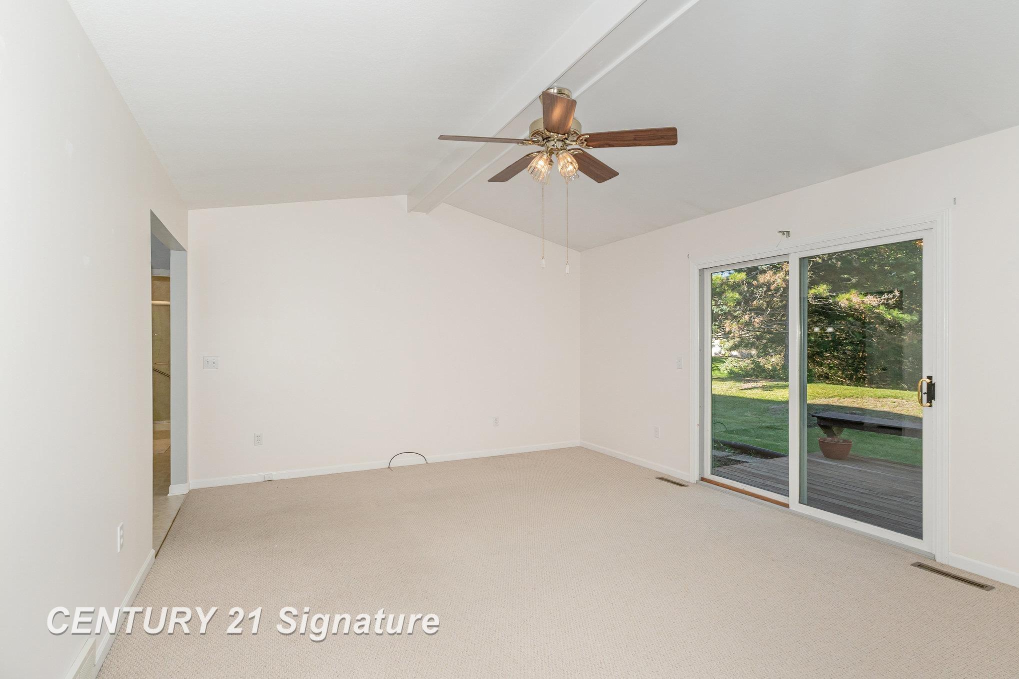2 Wilshire Drive