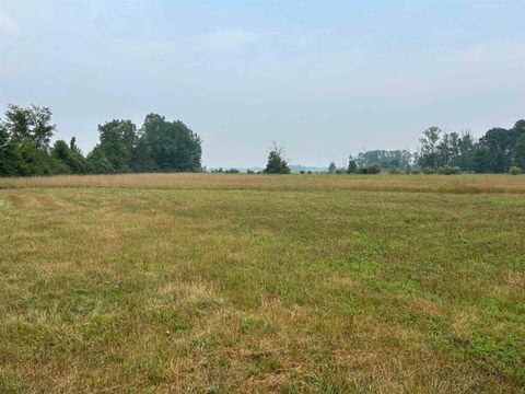 2349 N Geneva Road Geneva Township MI 48618