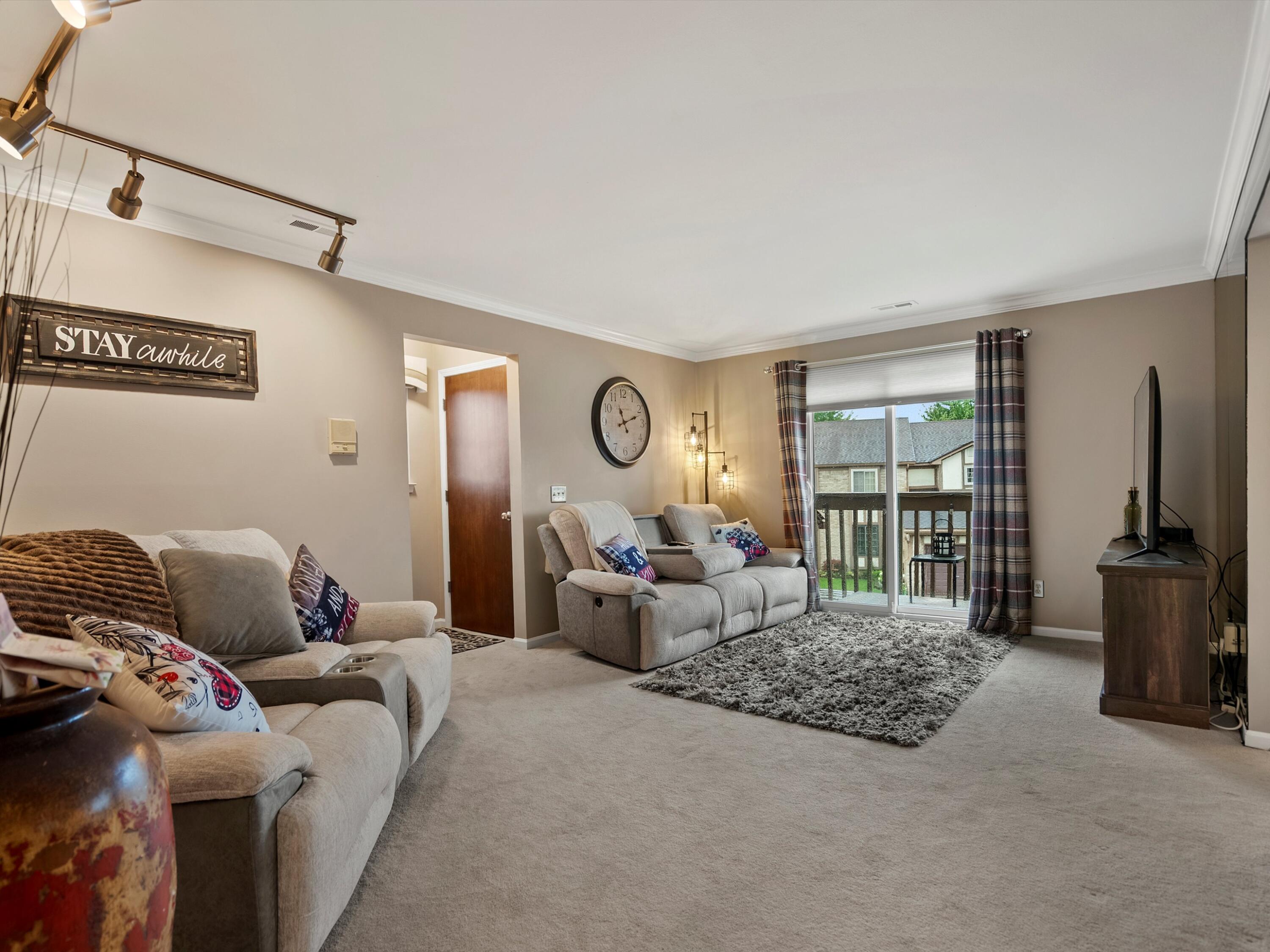 953 Country Club Drive