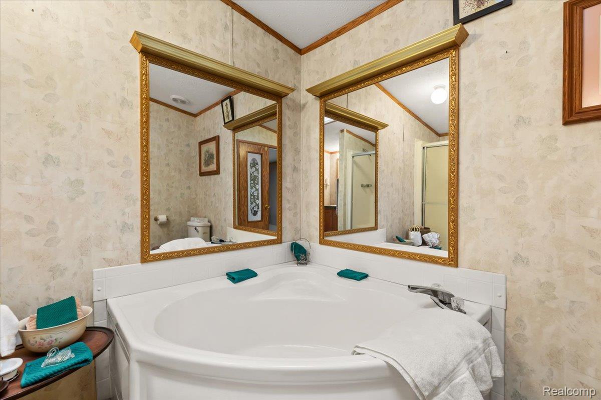 Auburn Hills City, Michigan 48326, United States, 2 Bedrooms Bedrooms, ,2 BathroomsBathrooms,Residential,Active,136456