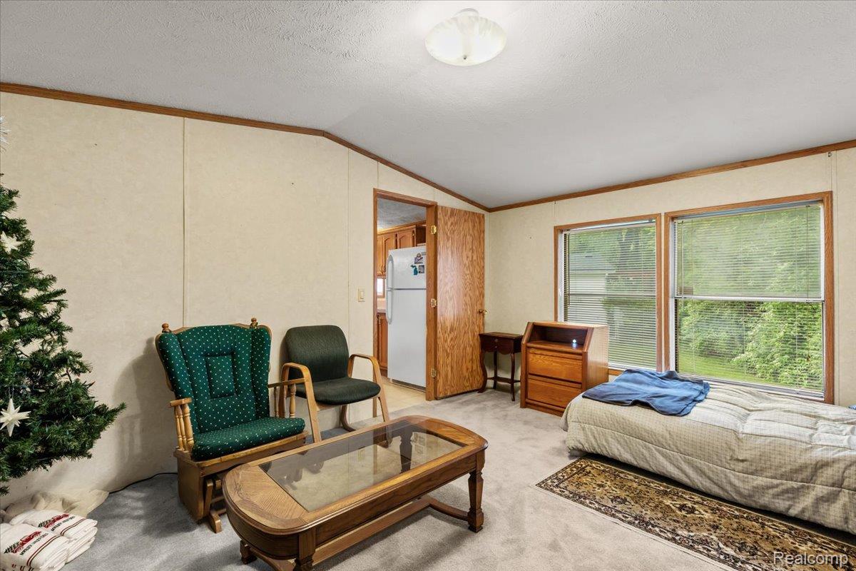 Auburn Hills City, Michigan 48326, United States, 2 Bedrooms Bedrooms, ,2 BathroomsBathrooms,Residential,Active,136456