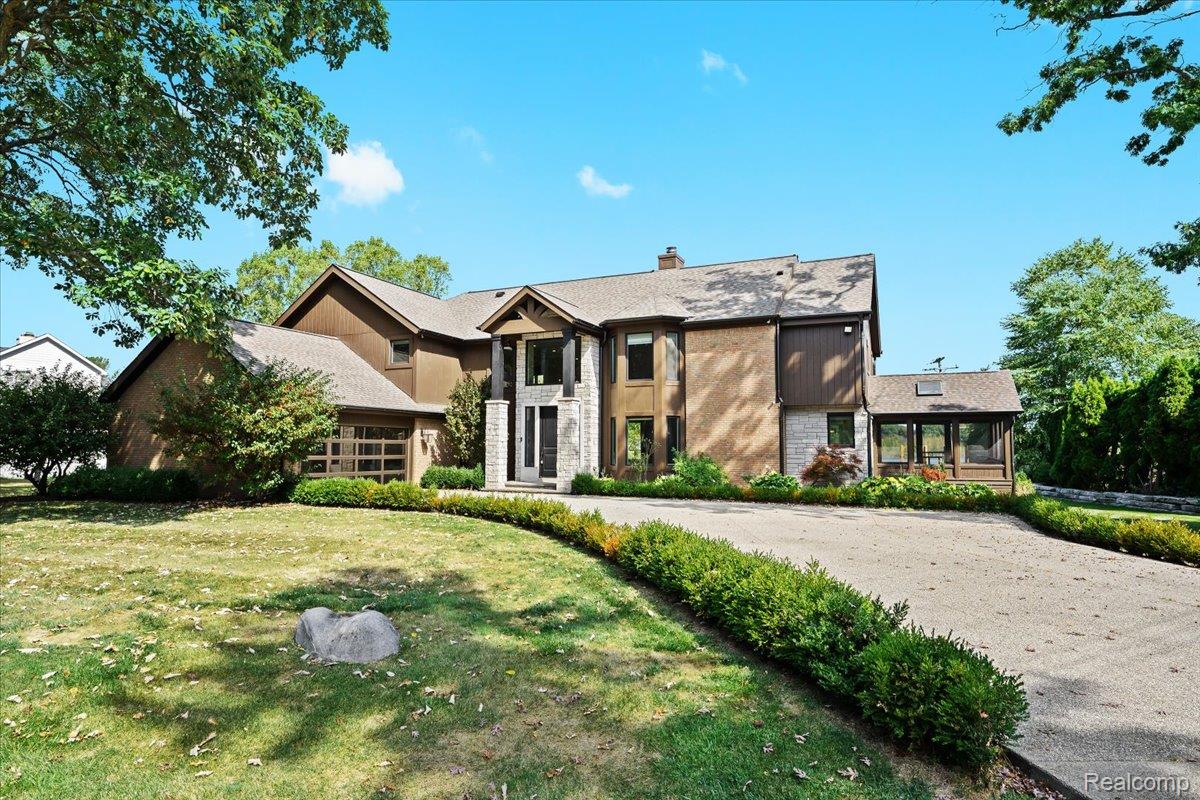 3403 Chickering Lane