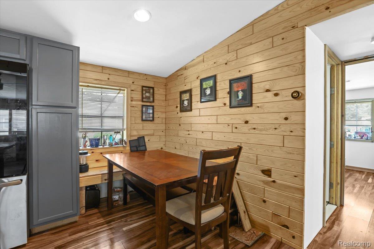 Auburn Hills City, Michigan 48326, United States, 3 Bedrooms Bedrooms, ,2 BathroomsBathrooms,Residential,Active,185556