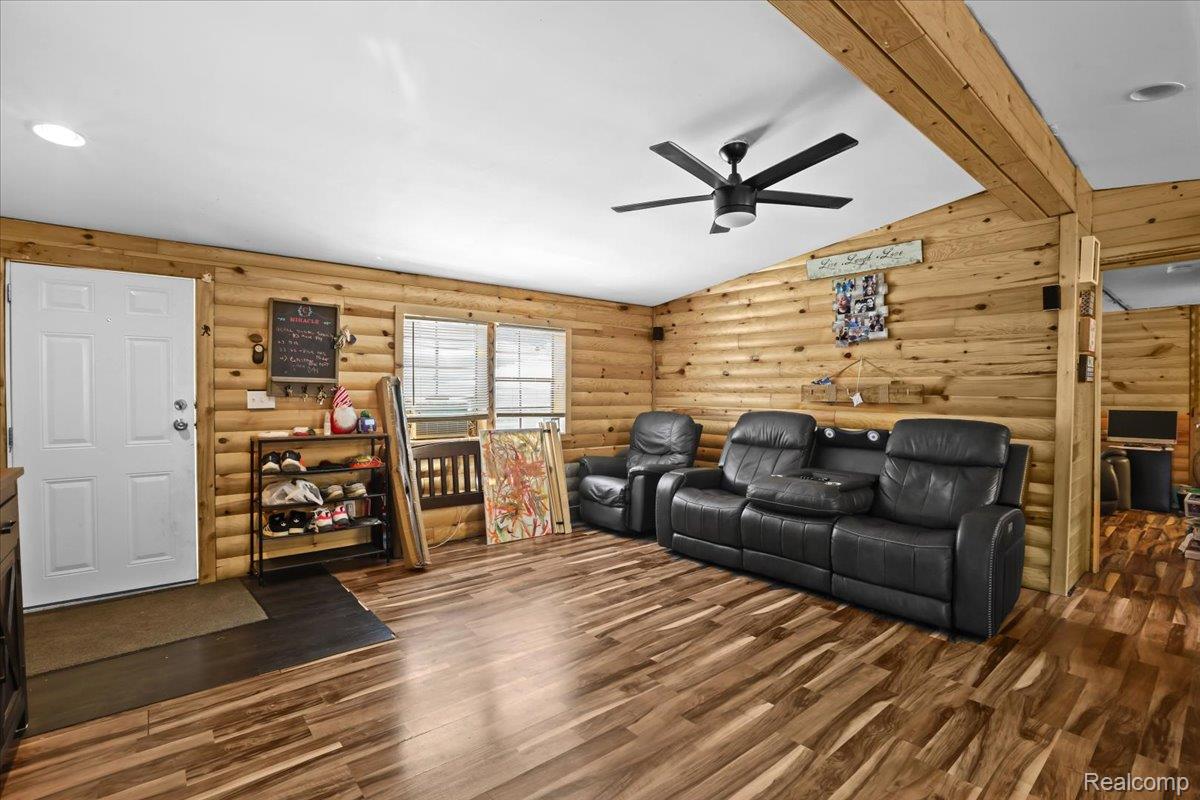 Auburn Hills City, Michigan 48326, United States, 3 Bedrooms Bedrooms, ,2 BathroomsBathrooms,Residential,Active,185556