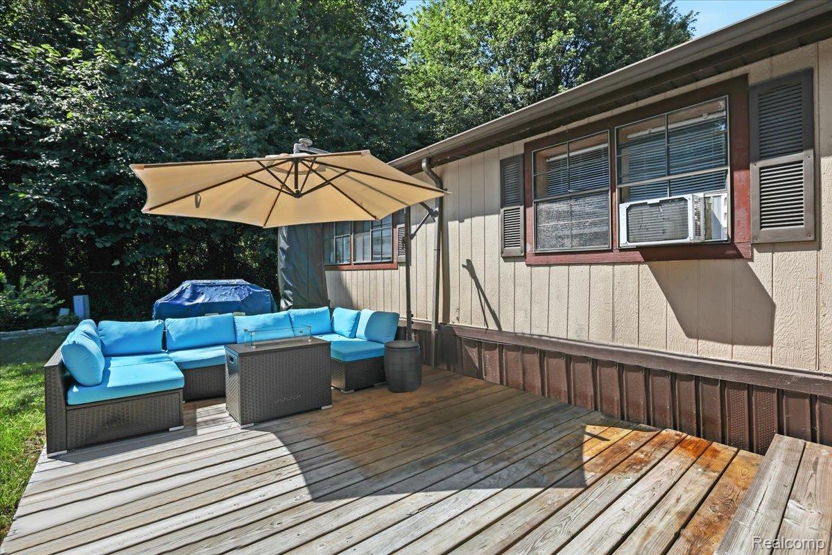 Auburn Hills City, Michigan 48326, United States, 3 Bedrooms Bedrooms, ,2 BathroomsBathrooms,Residential,Active,185556