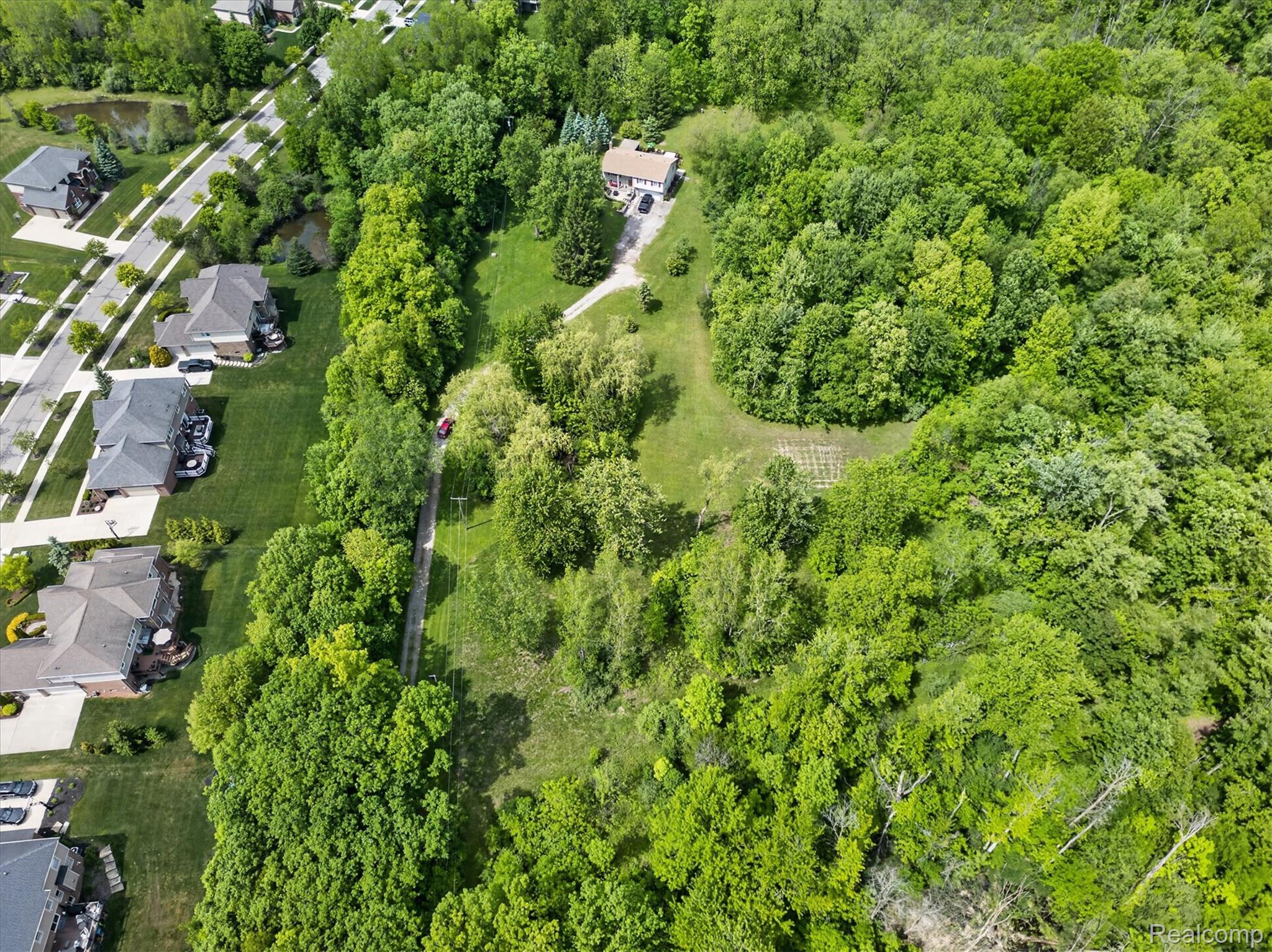 Lot 9 Mile Road