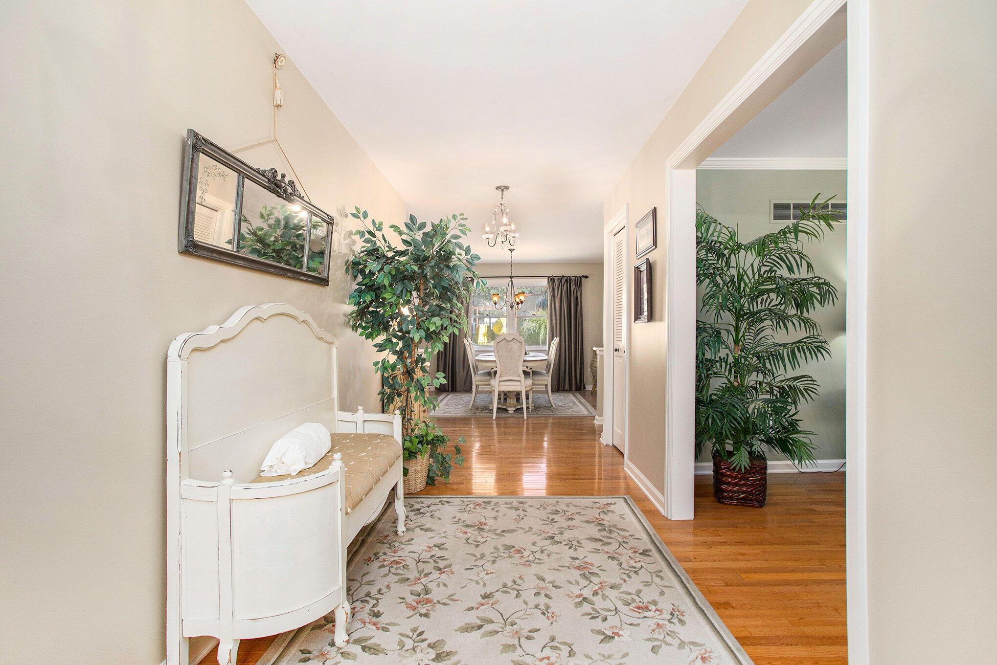 5345 Squires Manor Road