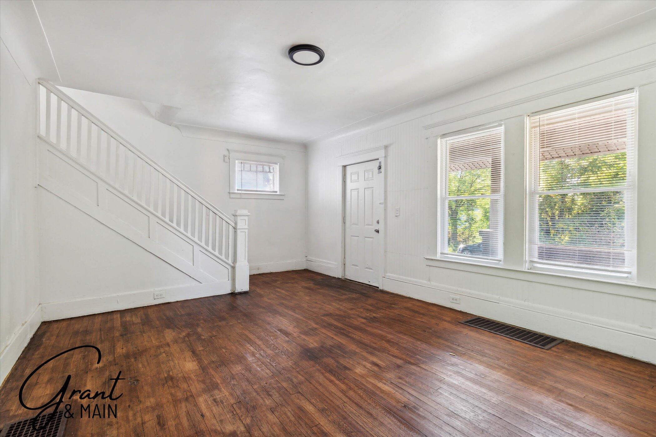 326 Eason Avenue