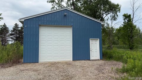 10696 Dunnigan Road Emmett Township MI 48022