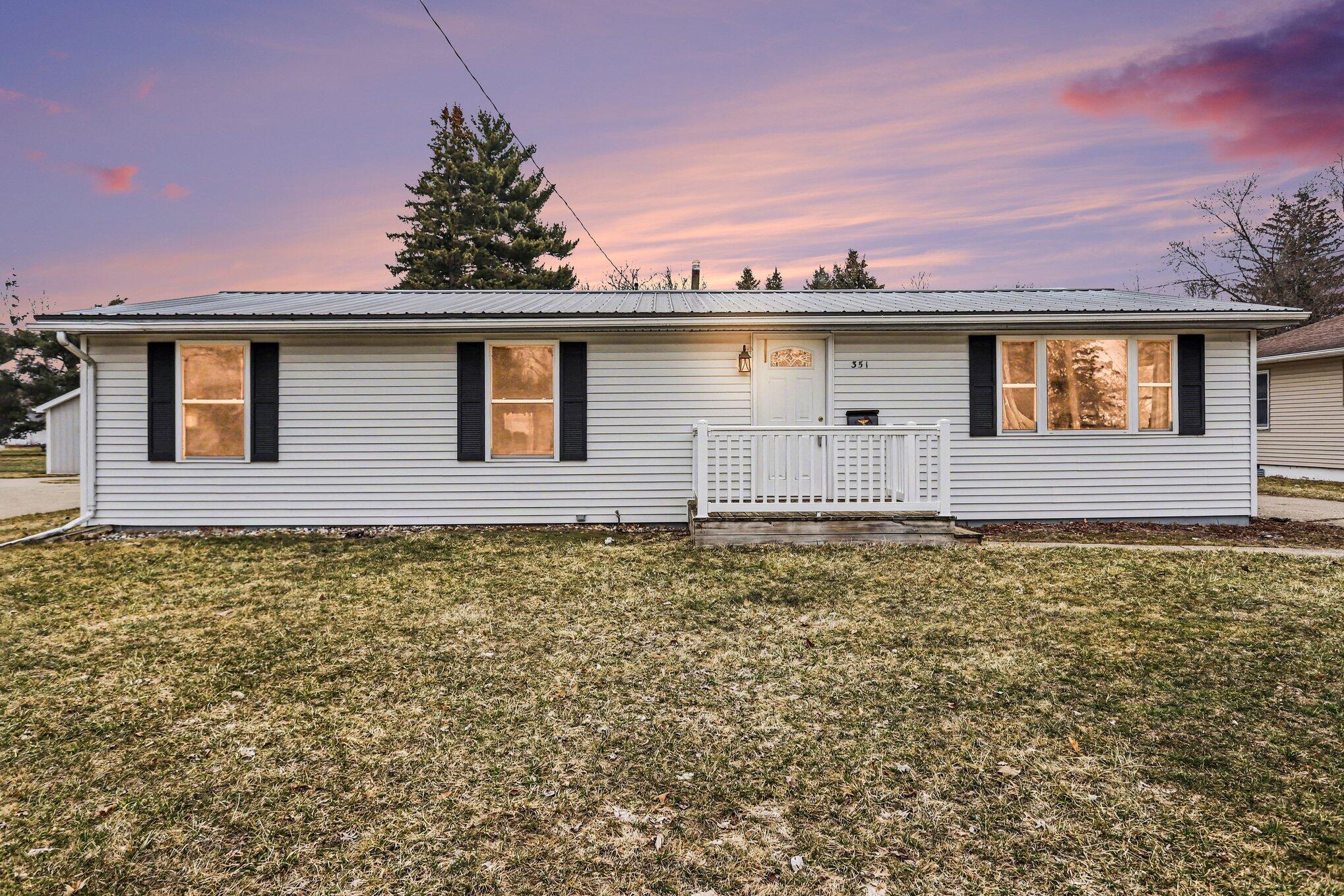 351 Roosevelt Street