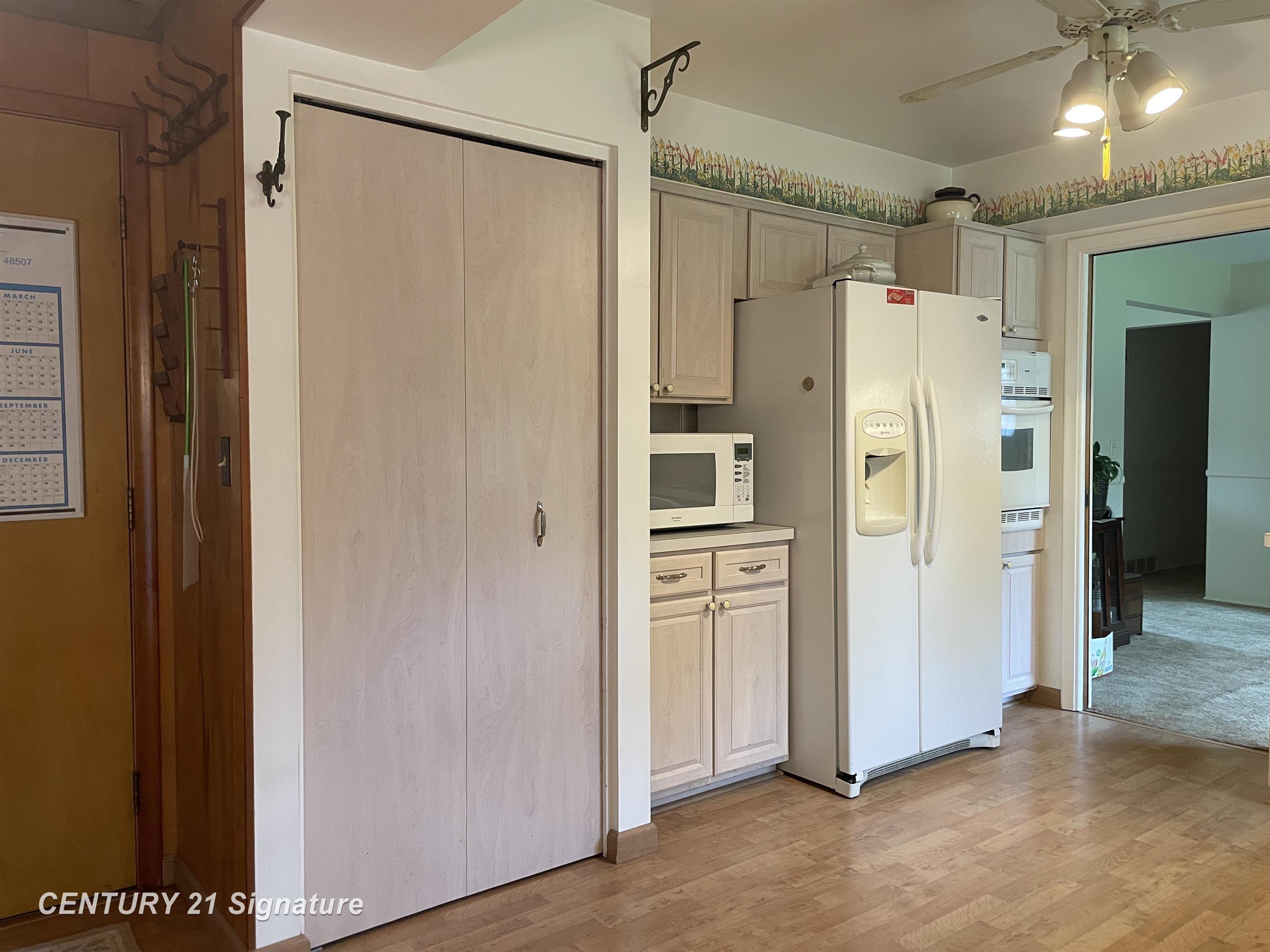 1045 N Pinecrest Lane
