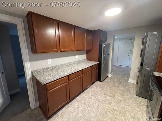 3409 #2 DEVON Road 1