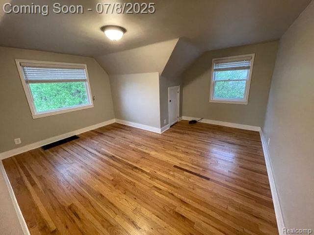 3409 #2 DEVON Road 1