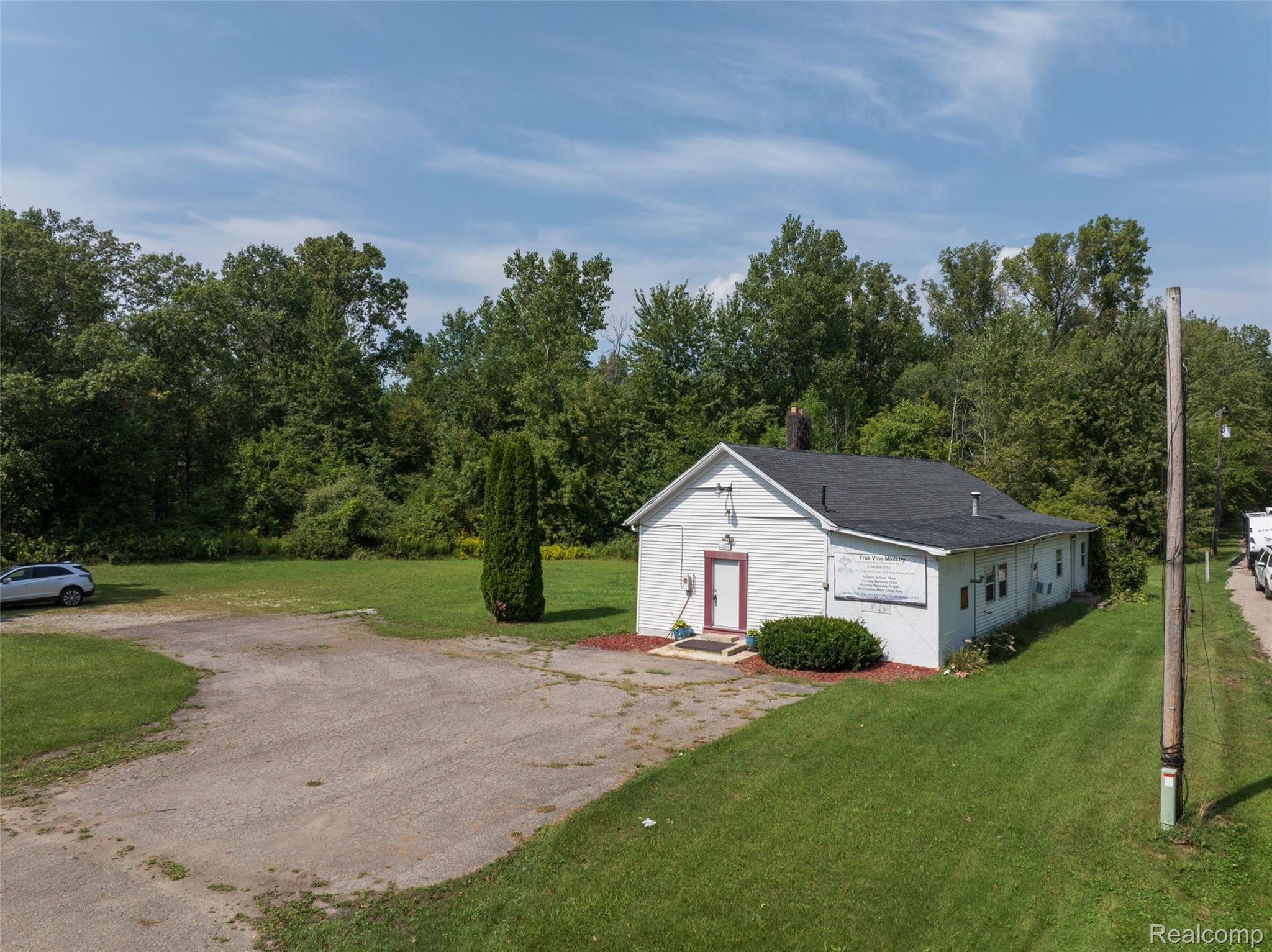 44000 WILLOW Road