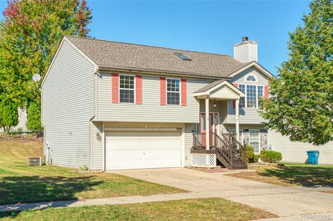 3307 Pond Ridge Drive Holly Village MI 48442