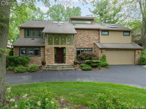 4683 Maura Lane West Bloomfield Charter Township MI 48323