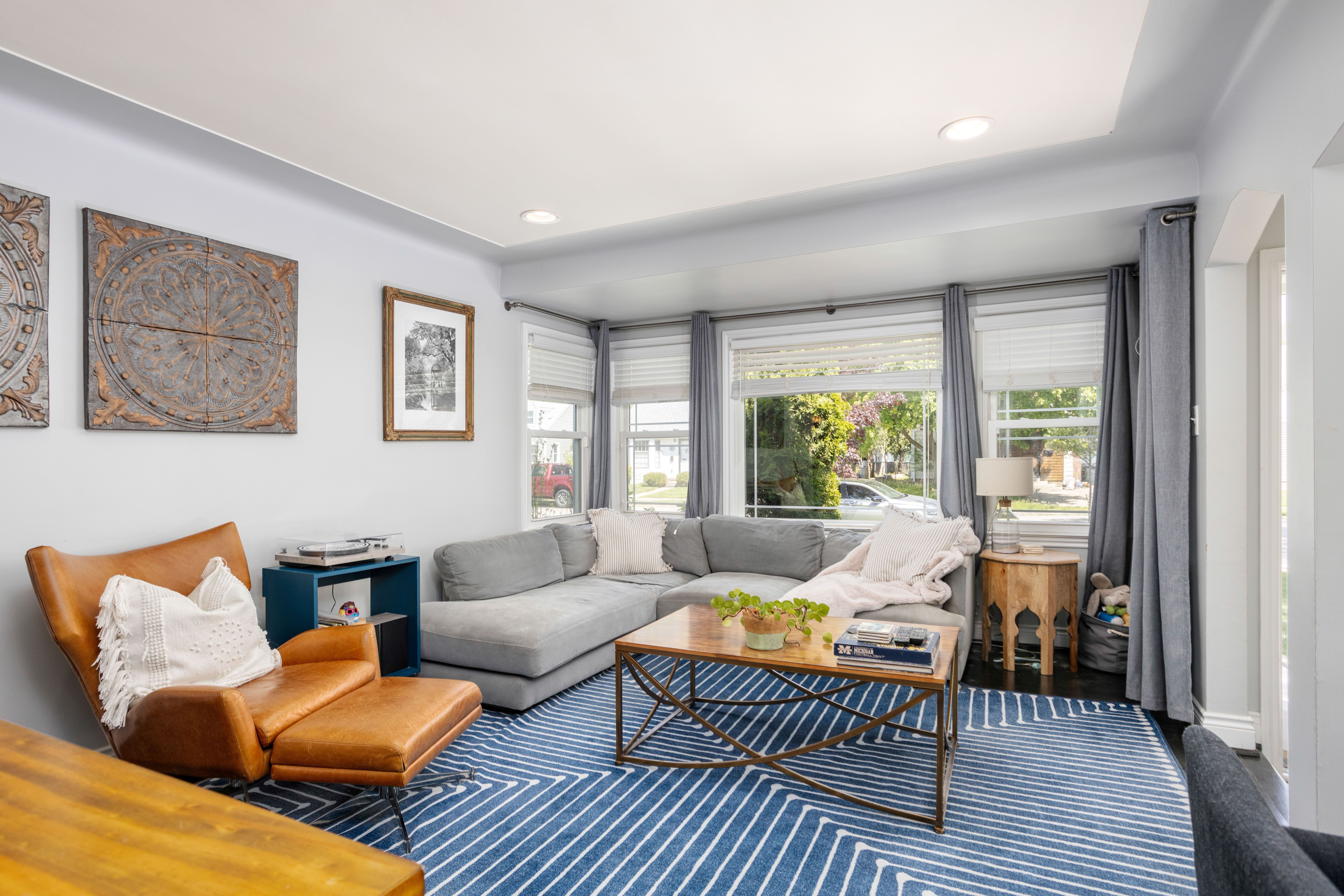 1673 EATON Road
