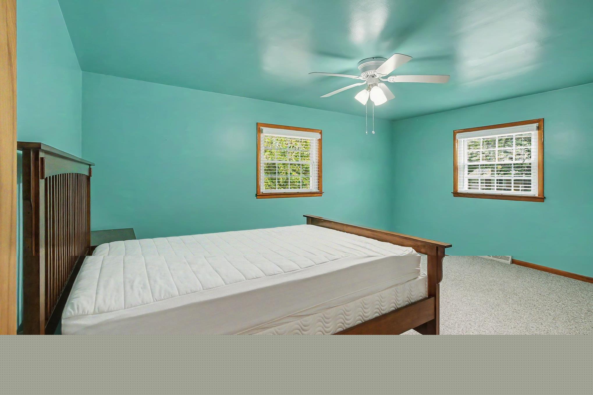 1222 Howe Road