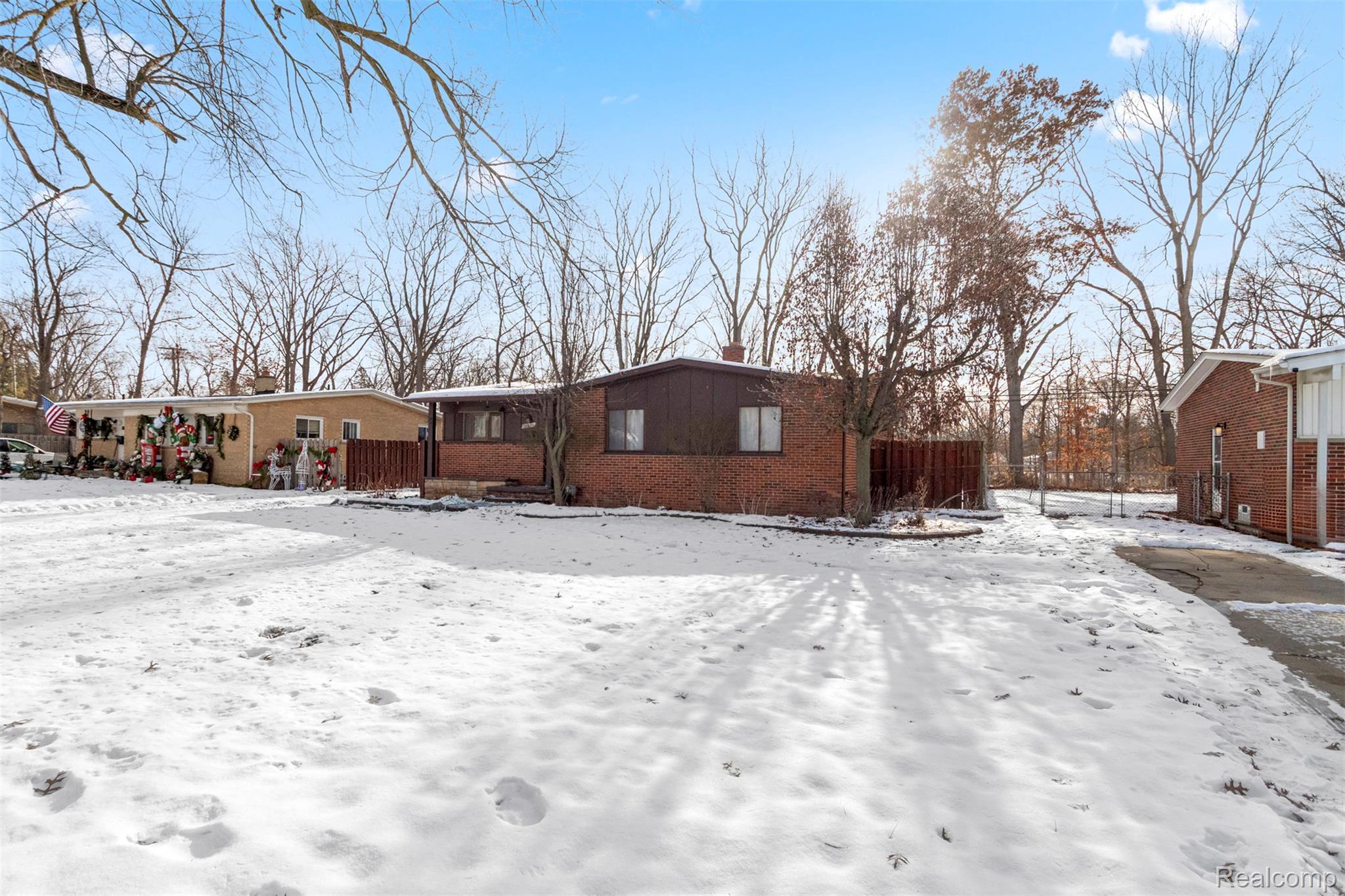 27051 Avondale Street