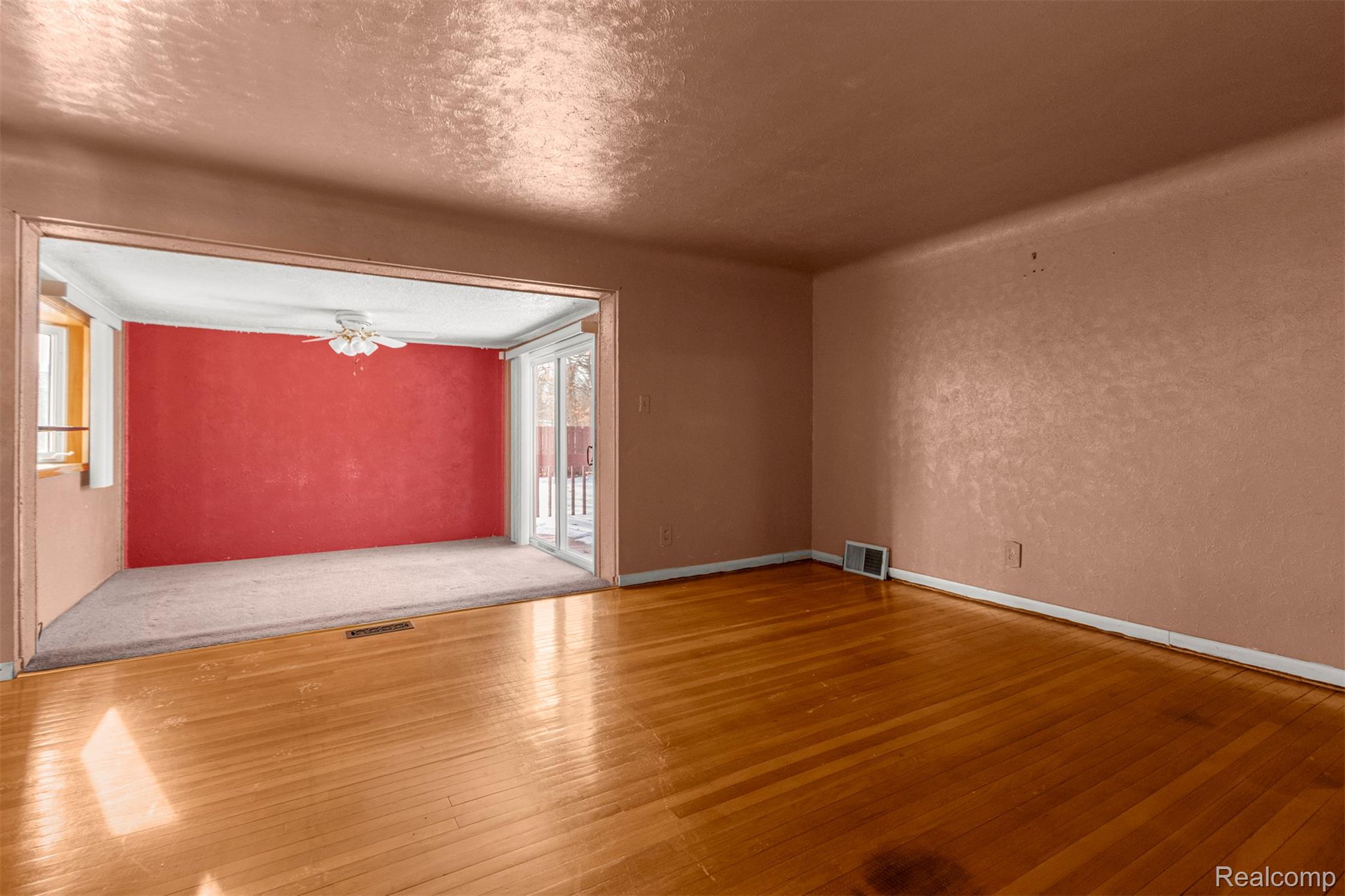 27051 Avondale Street