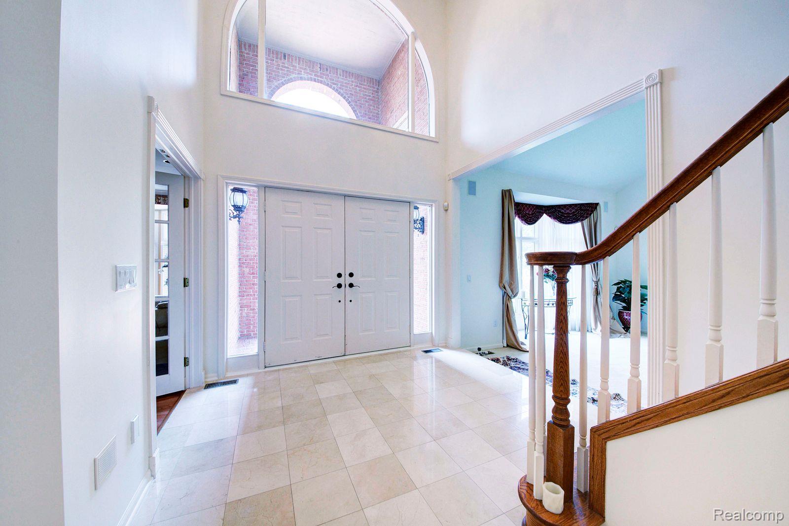 29826 Bradmoor Court