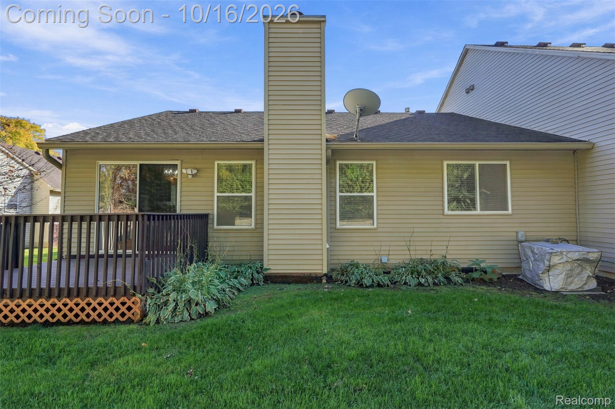 390 Woodfield Square Lane