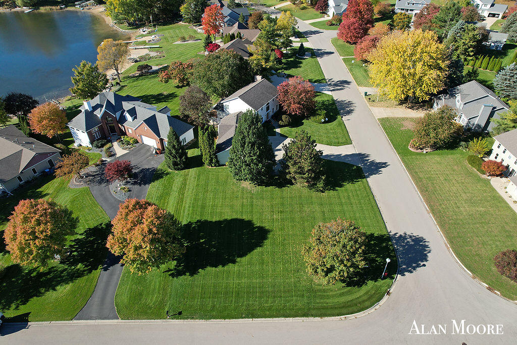 6574 Gran Via Drive NE