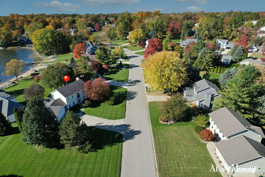 6574 Gran Via Drive NE