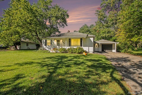 Photo for 207 N Elms Road