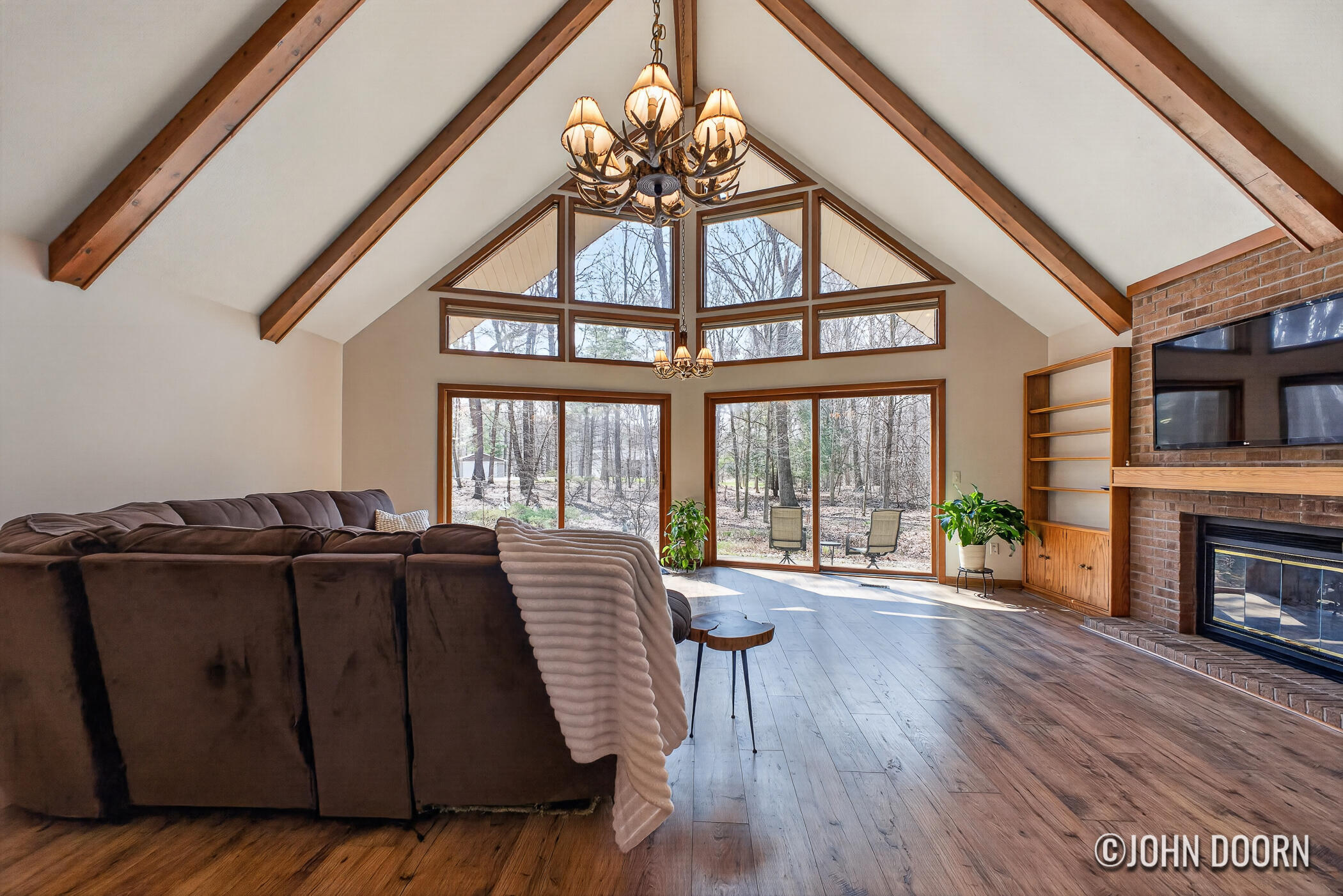 9063 Algoma Avenue NE