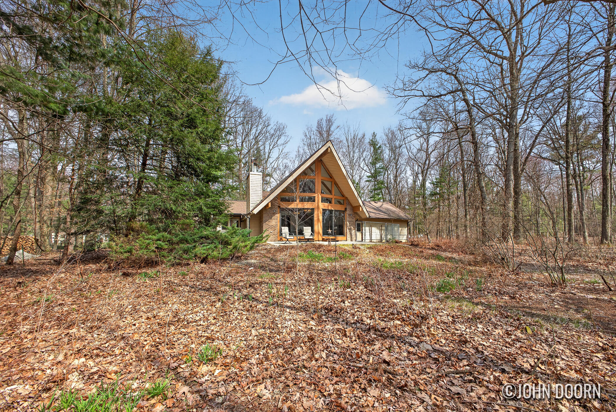 9063 Algoma Avenue NE