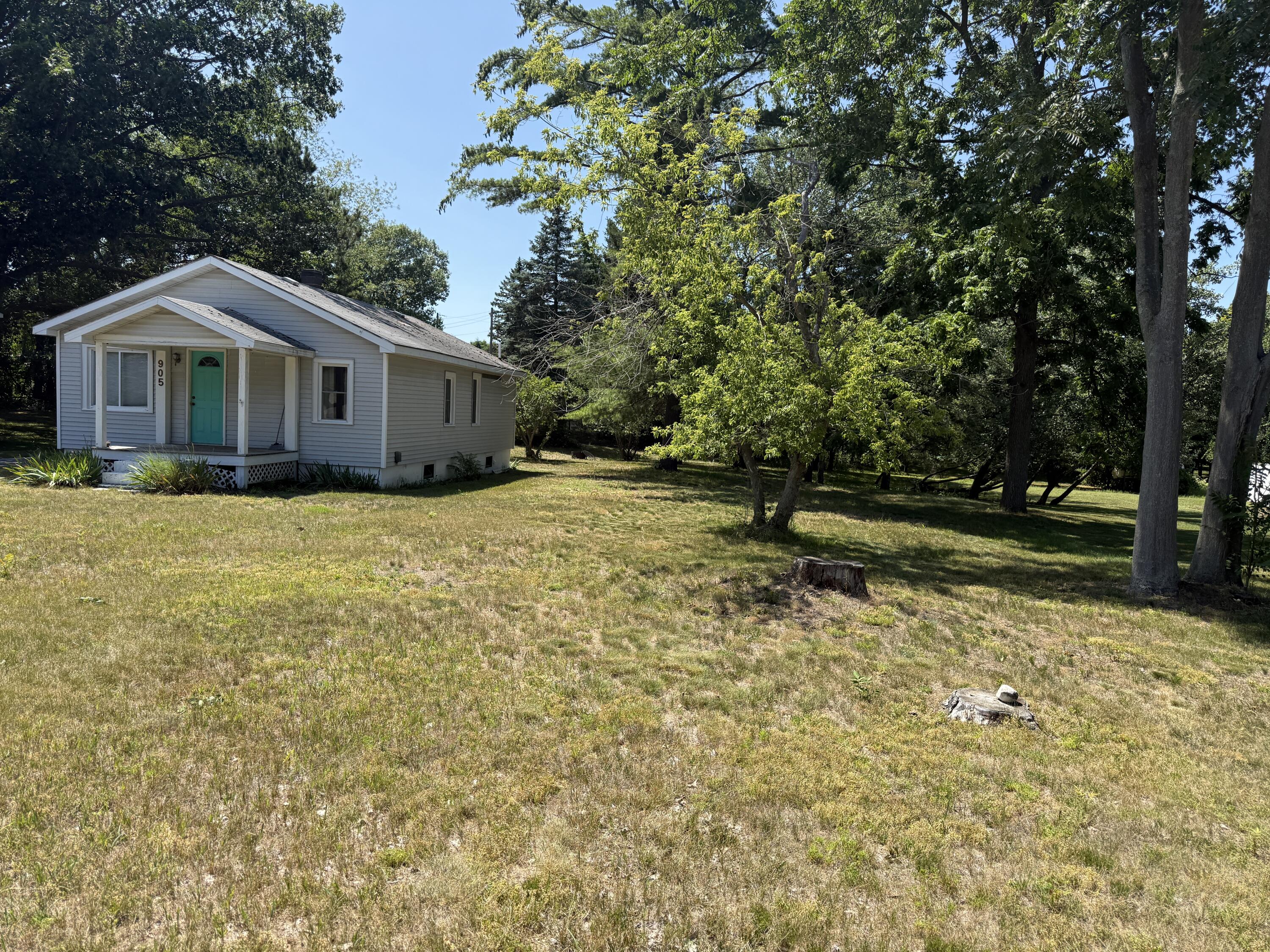 905 N Gaylord Avenue