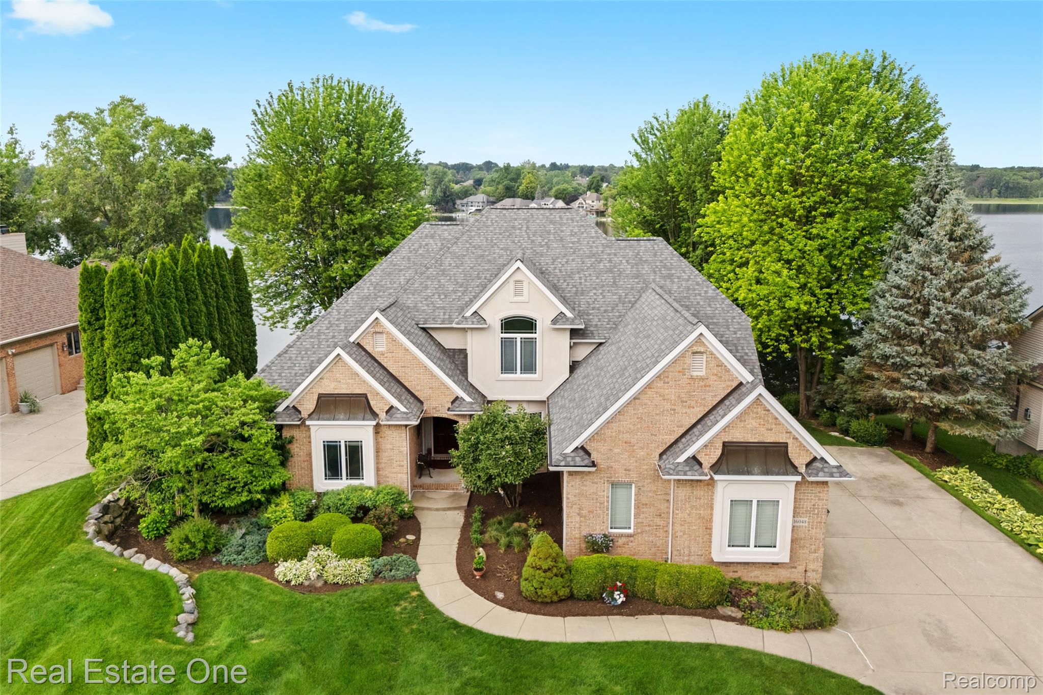 16048 Pine Bluff Court