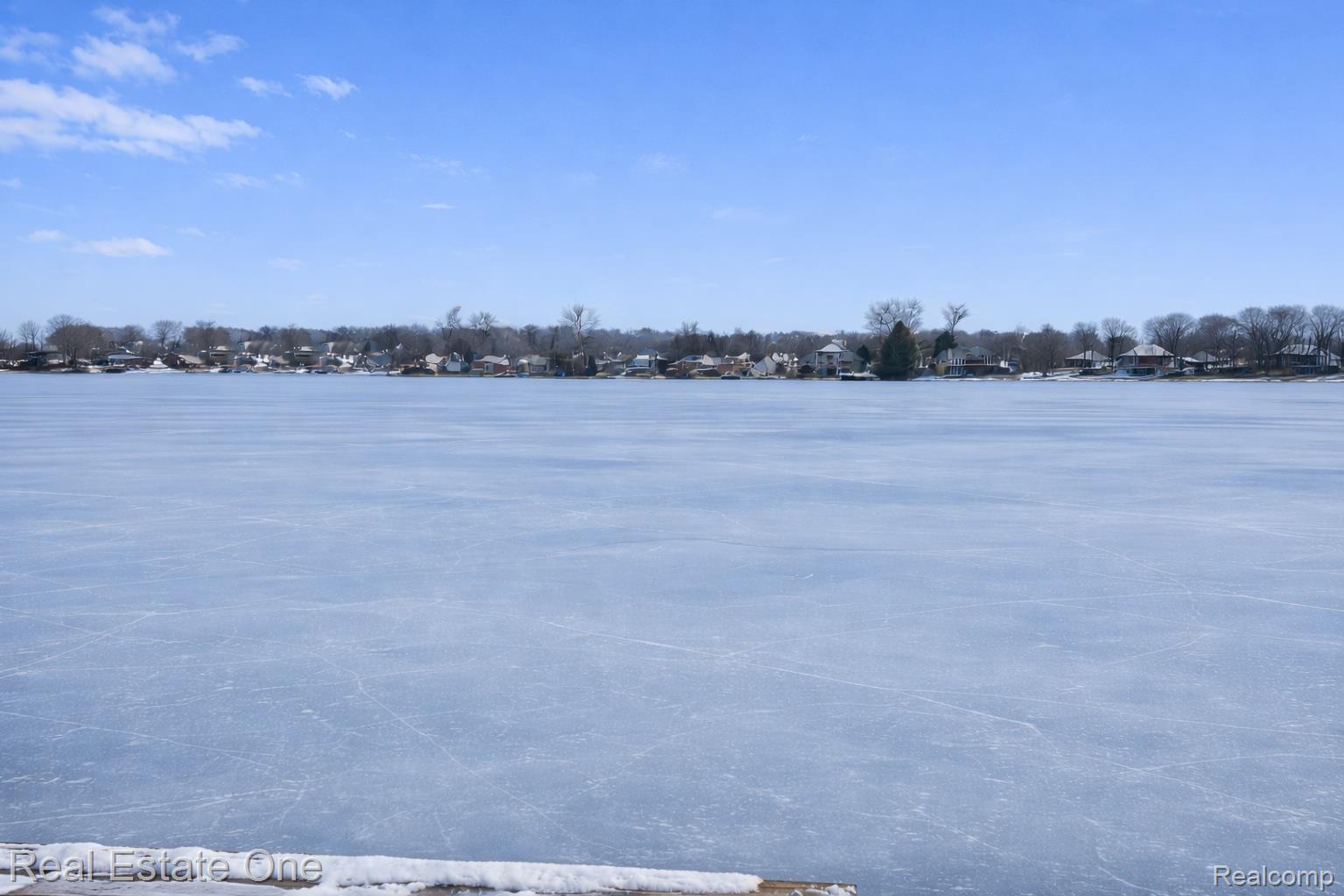 16048 Pine Bluff Court