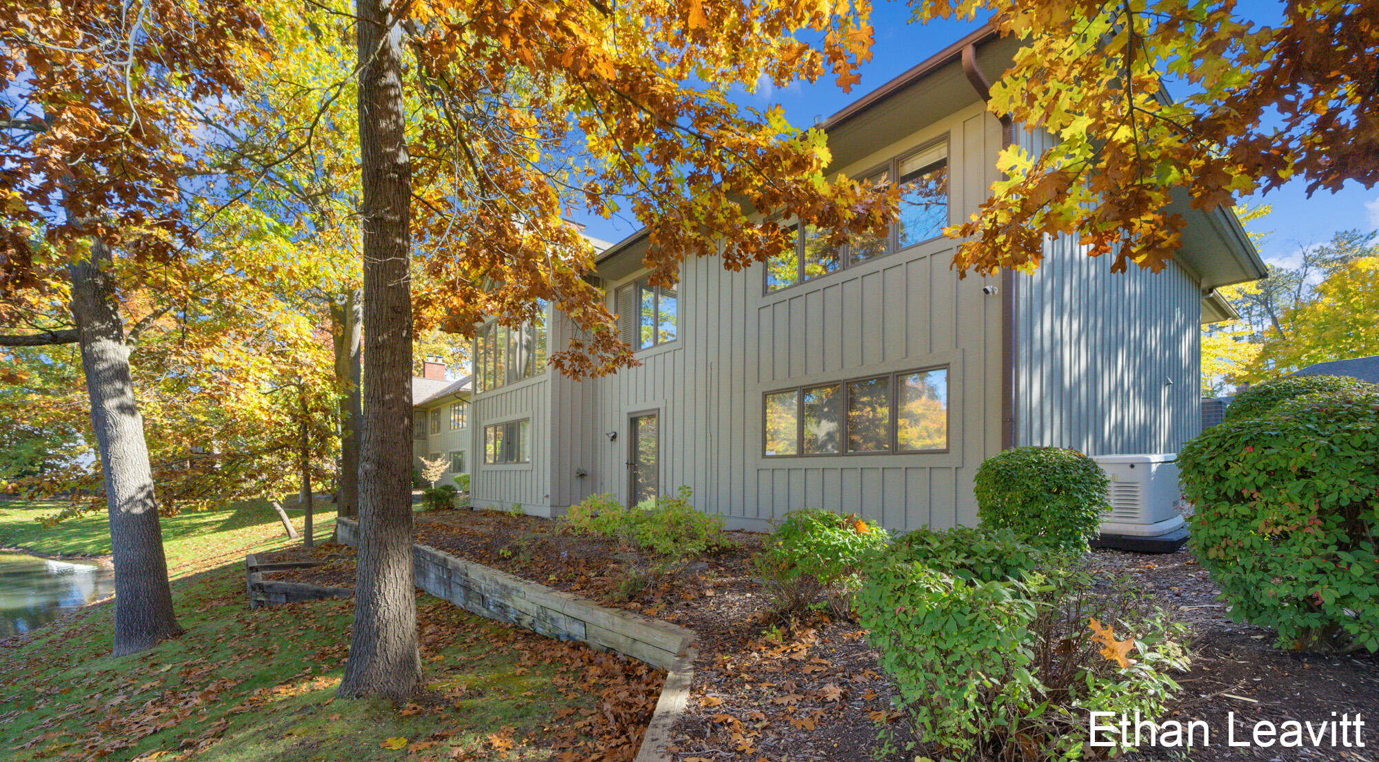 6260 Heathmoor Court SE