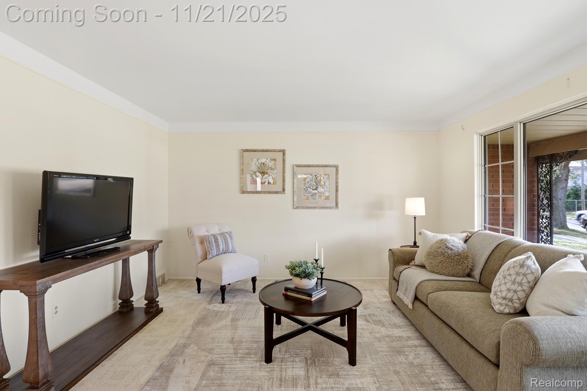 15454 Golfview Street