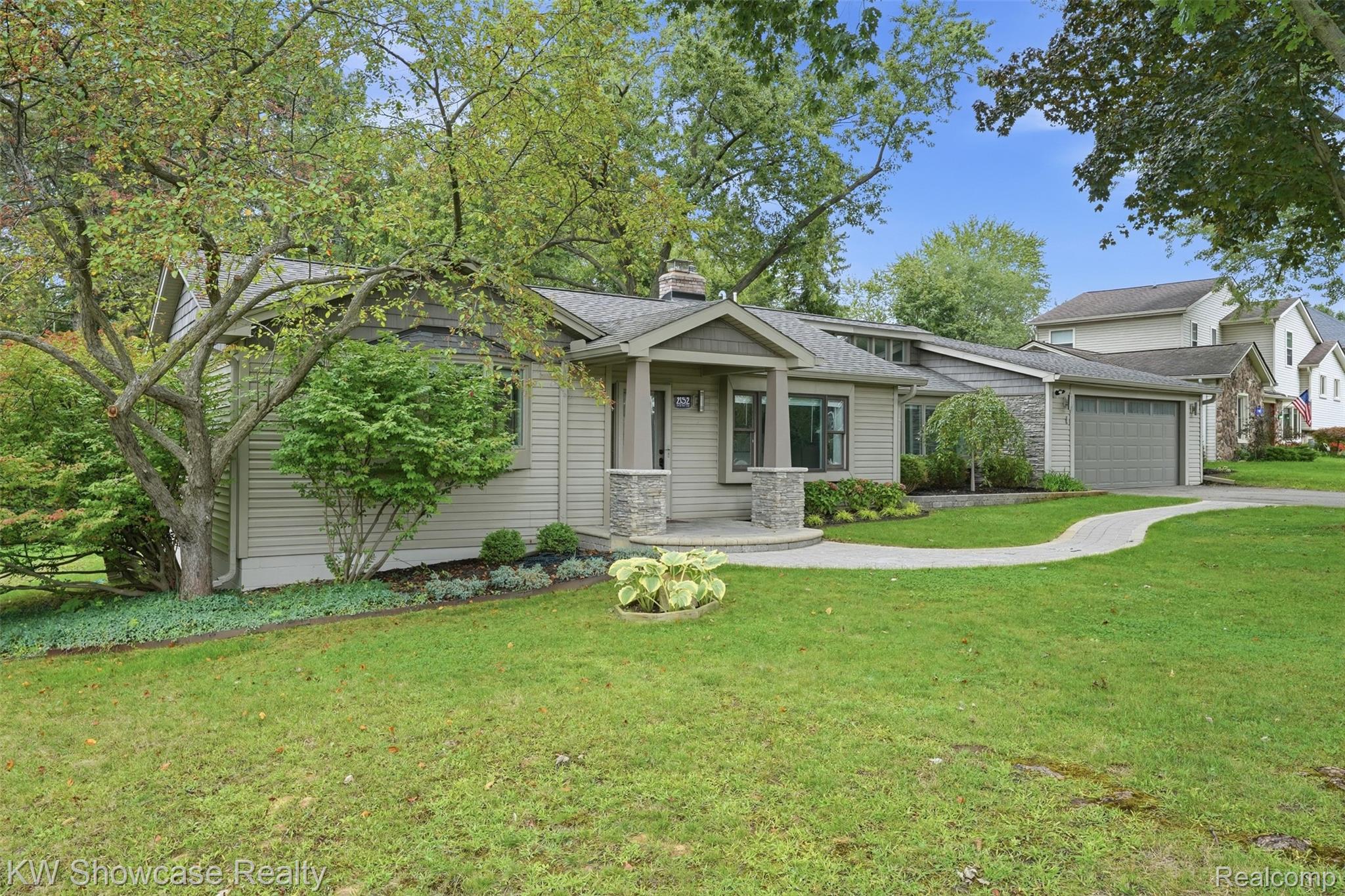2152 Shankin Drive