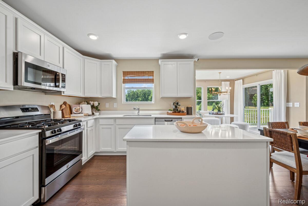4125 Sedgeview Circle