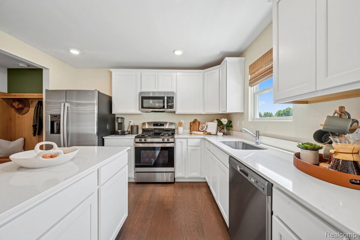 4125 Sedgeview Circle