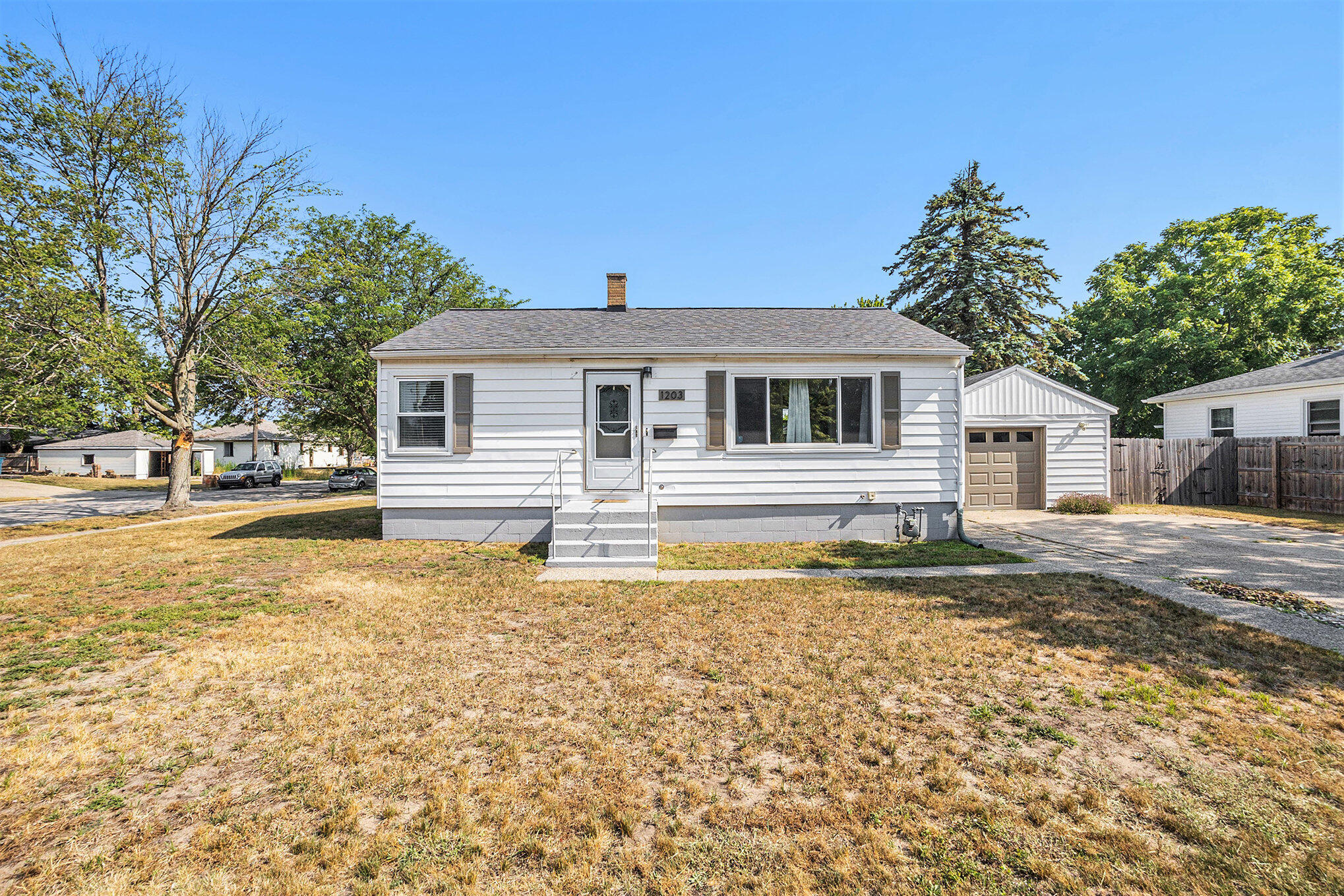 1203 Waverly Avenue