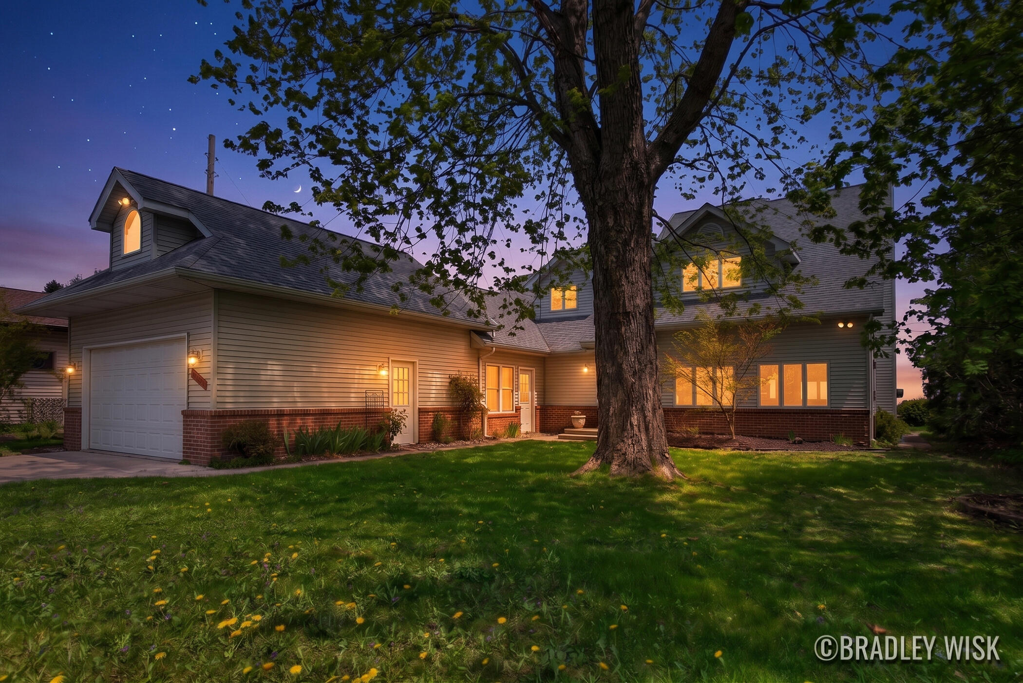 203 S Lake Street