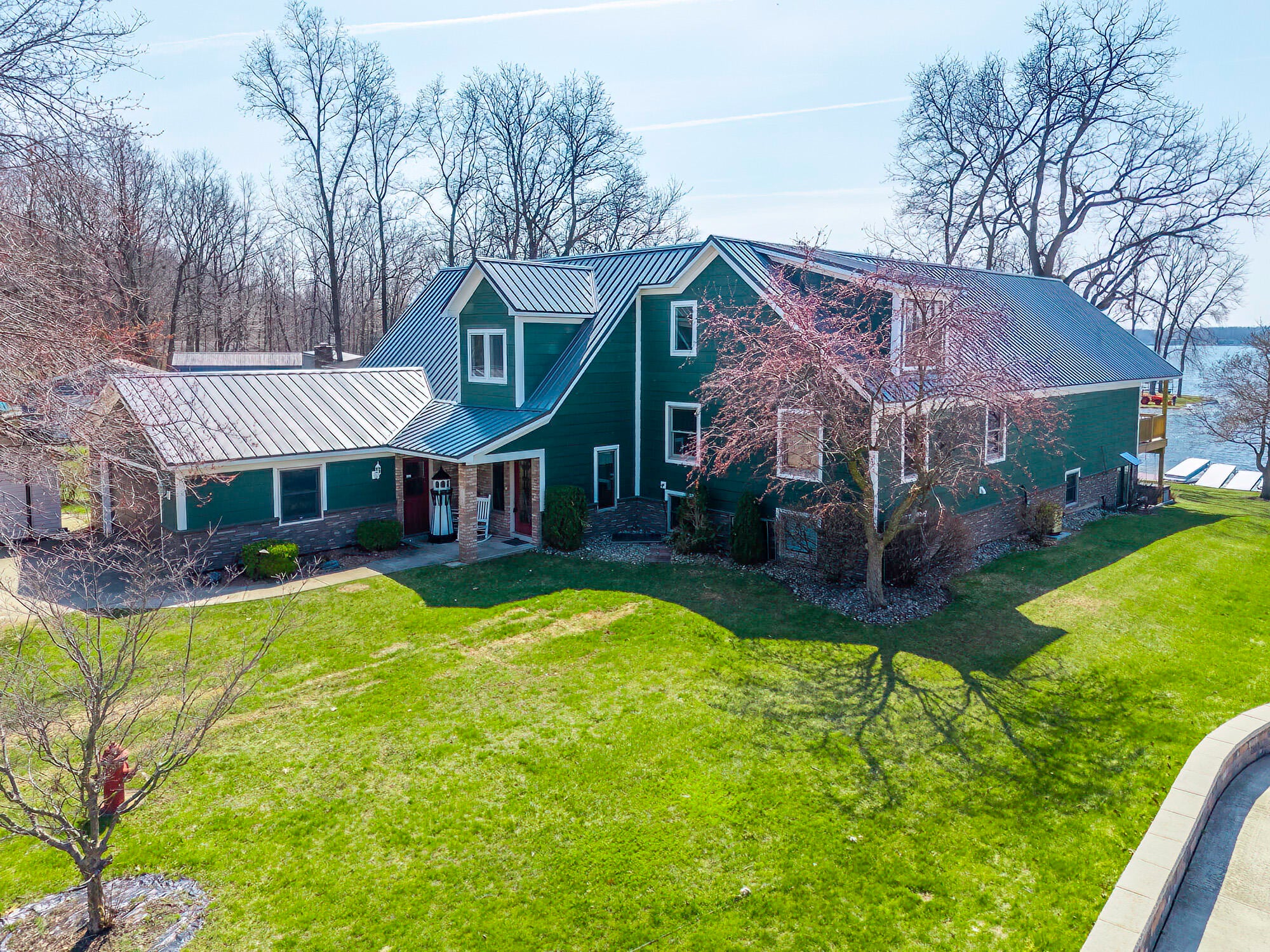 1064 Bayview Drive