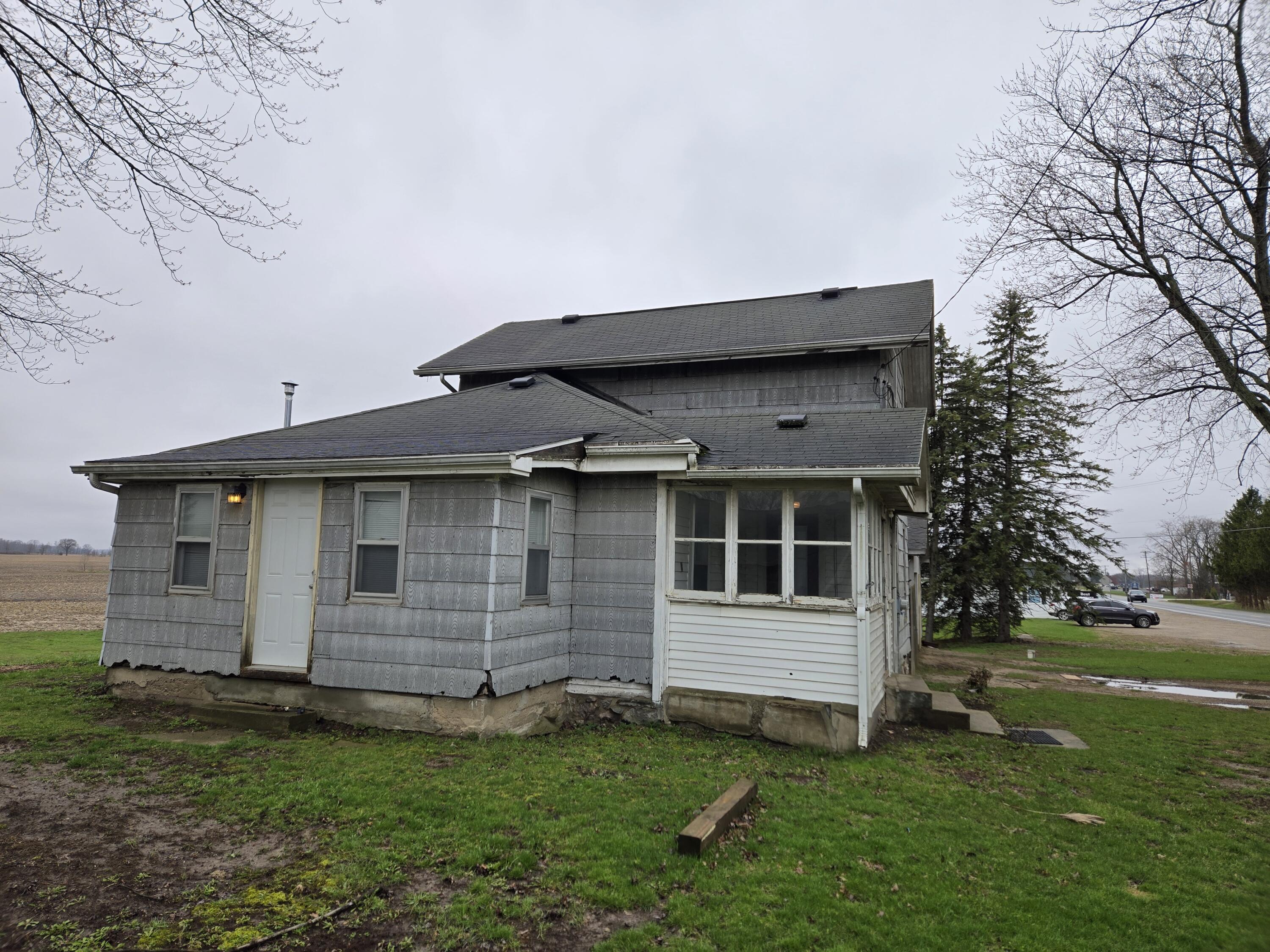 67 W Grand Ledge