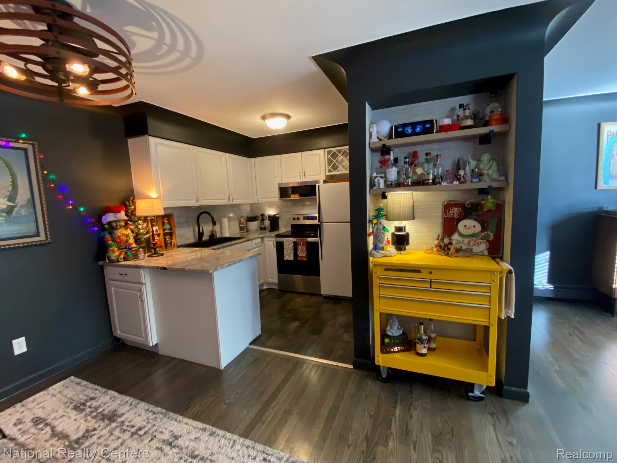 995 N Cass Lake Road 237